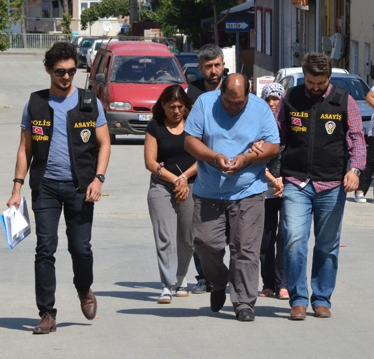 İl İl Gezip Hırsızlık Yapan Şahıslar Eskişehir\'de Yakalandı