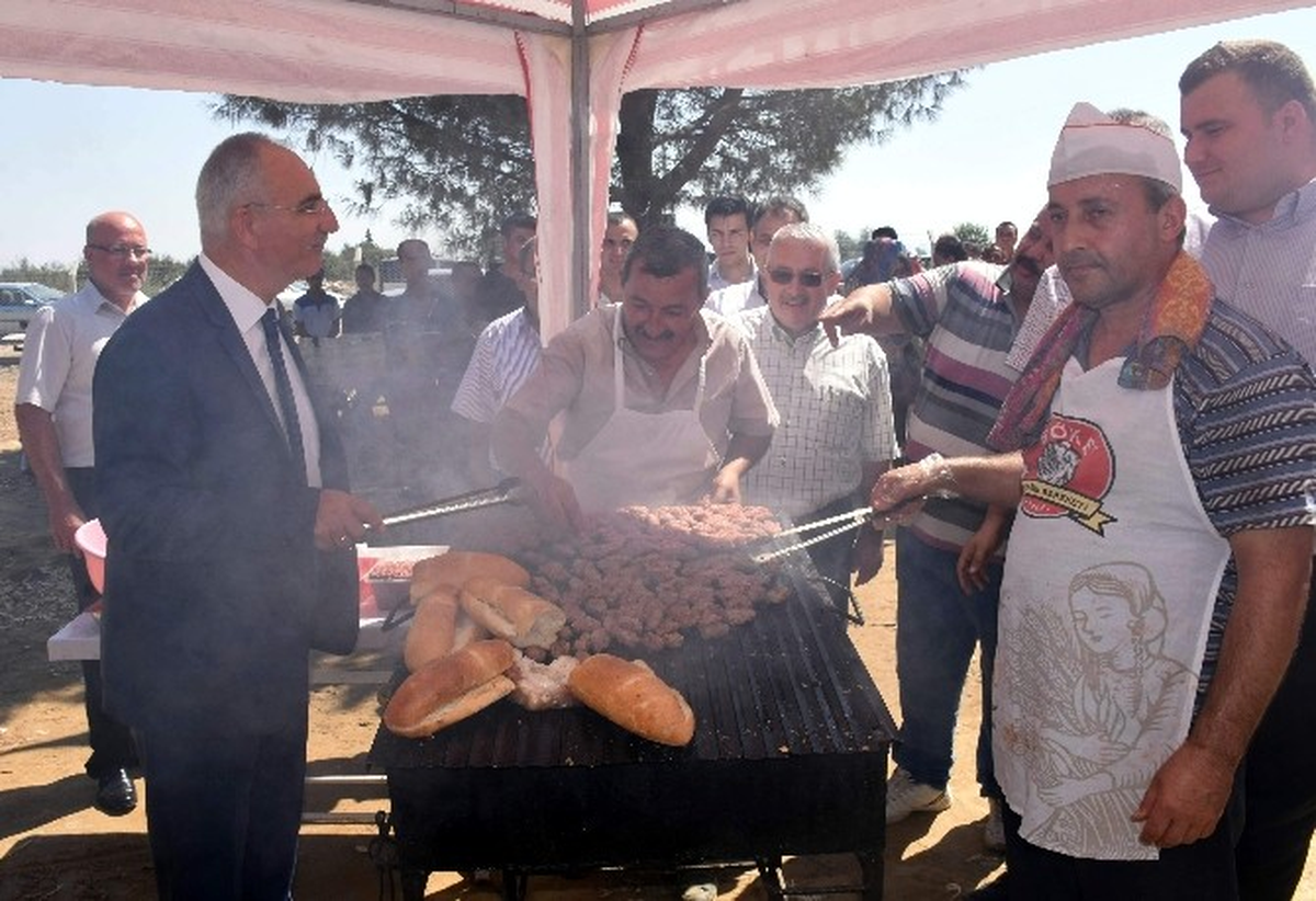 İncirliova\'de Belediye Personeli Piknikte Buluştu