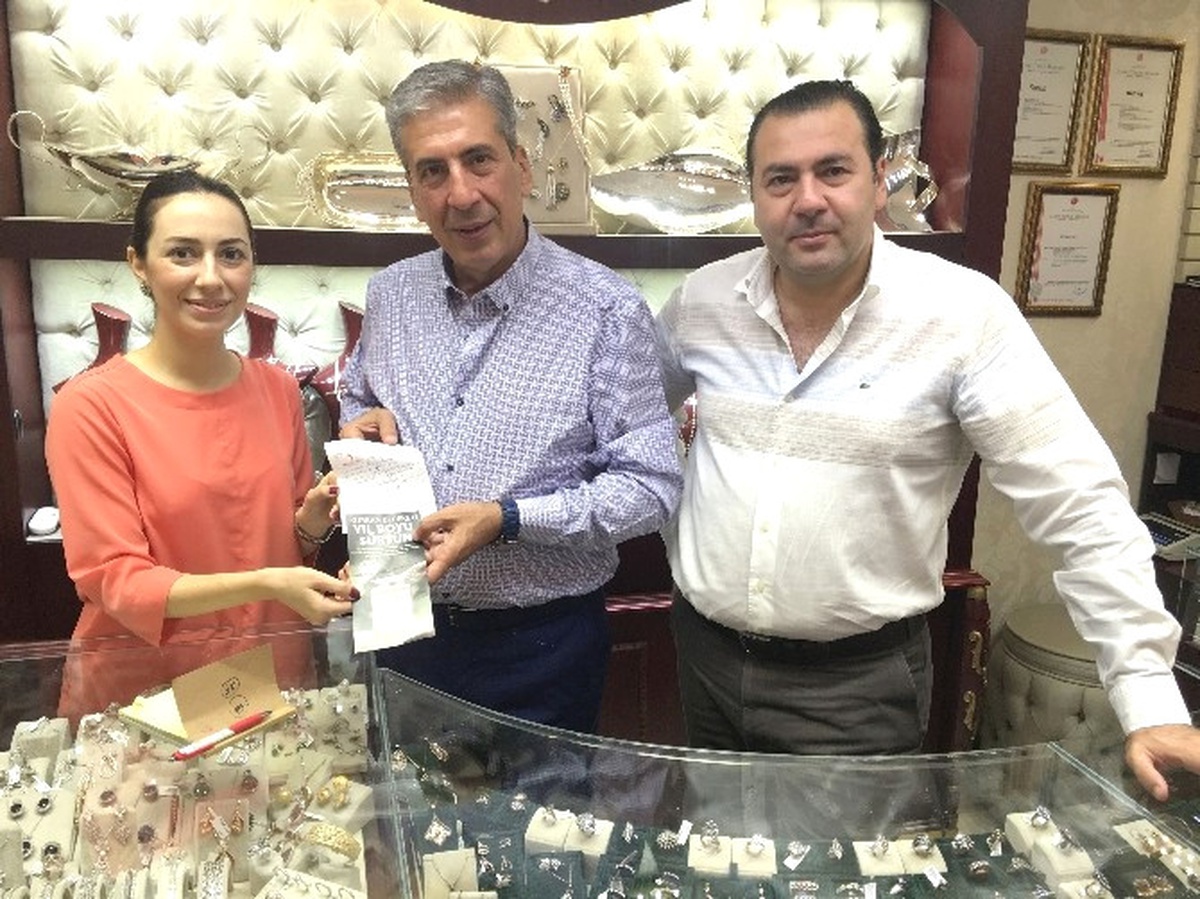 İş Dünyası Kızılay\'a Kurban Bağışı İçin Yarışta