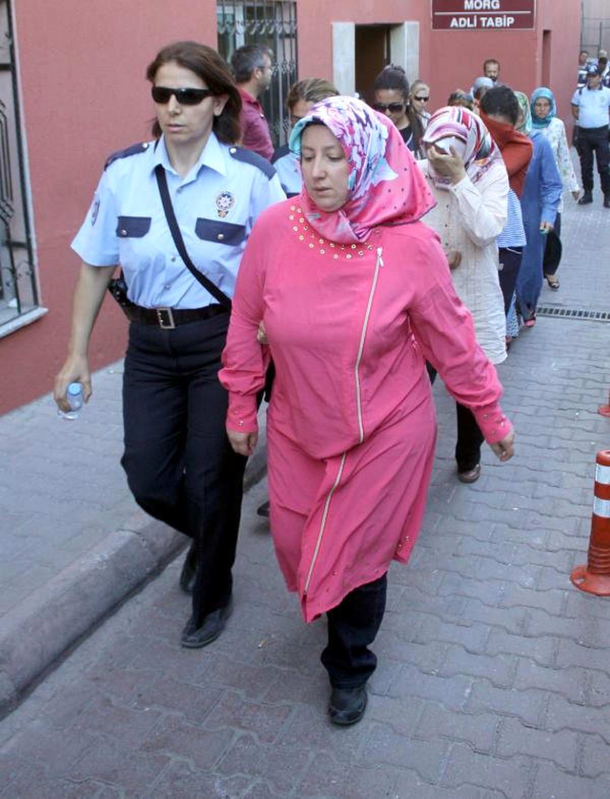 Kayseri\'de Fetö Soruşturmasında 61 Öğretmen Adliyede