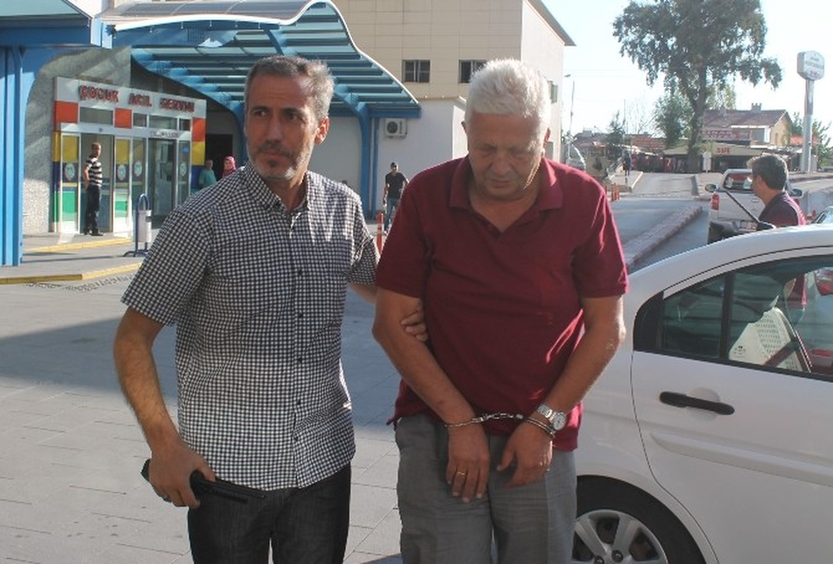 Konya\'da Akademisyenlere Fetö Operasyonu: 14 Gözaltı