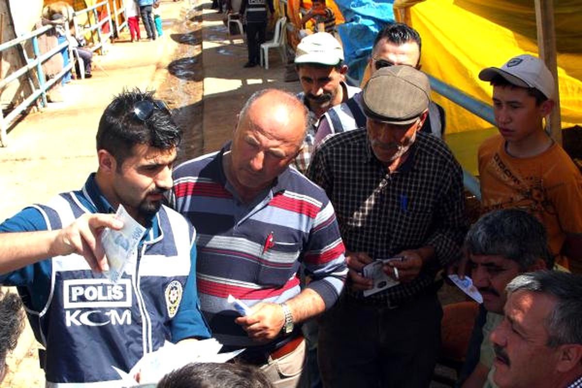Kurban Pazarlarında Sahte Para Uyarısı