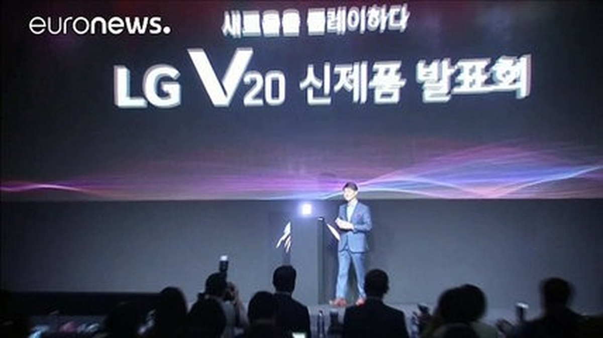 Lg Yeni Modeli V20\'yi Görücüye Çıkardı