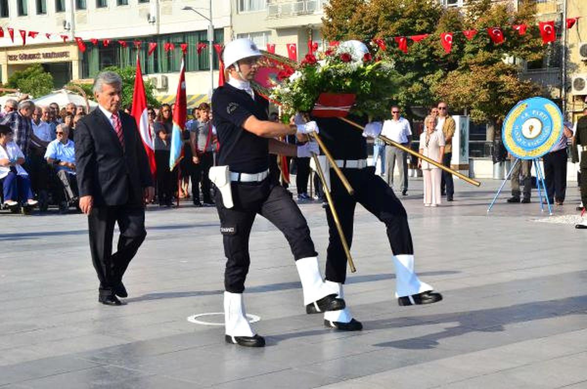 Manisa\'nın Kurtuluşunun 94\'üncü Yılı Kutlandı