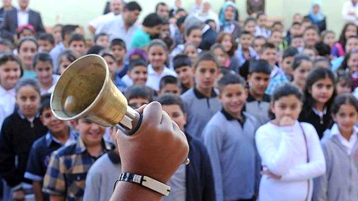 Okullar "15 Temmuz Demokrasi Zaferi ve Şehitleri Anma" Etkinliğiyle Açılacak