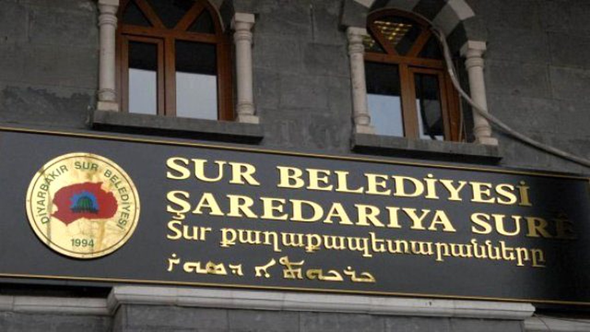 Sur ve Silvan Belediyelerine Kayyum Atandı