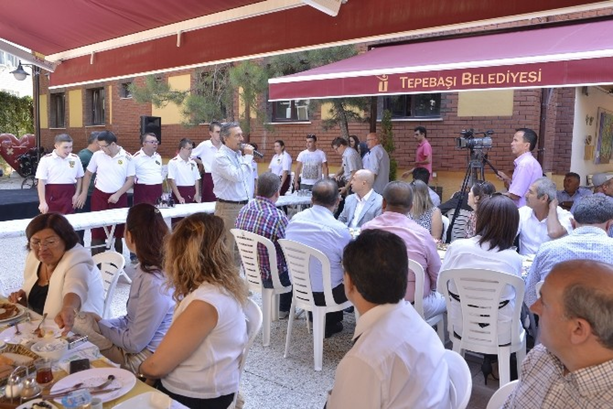 Tepebaşı Belediyesi İlk Bayramlaşmaları Gerçekleştirdi