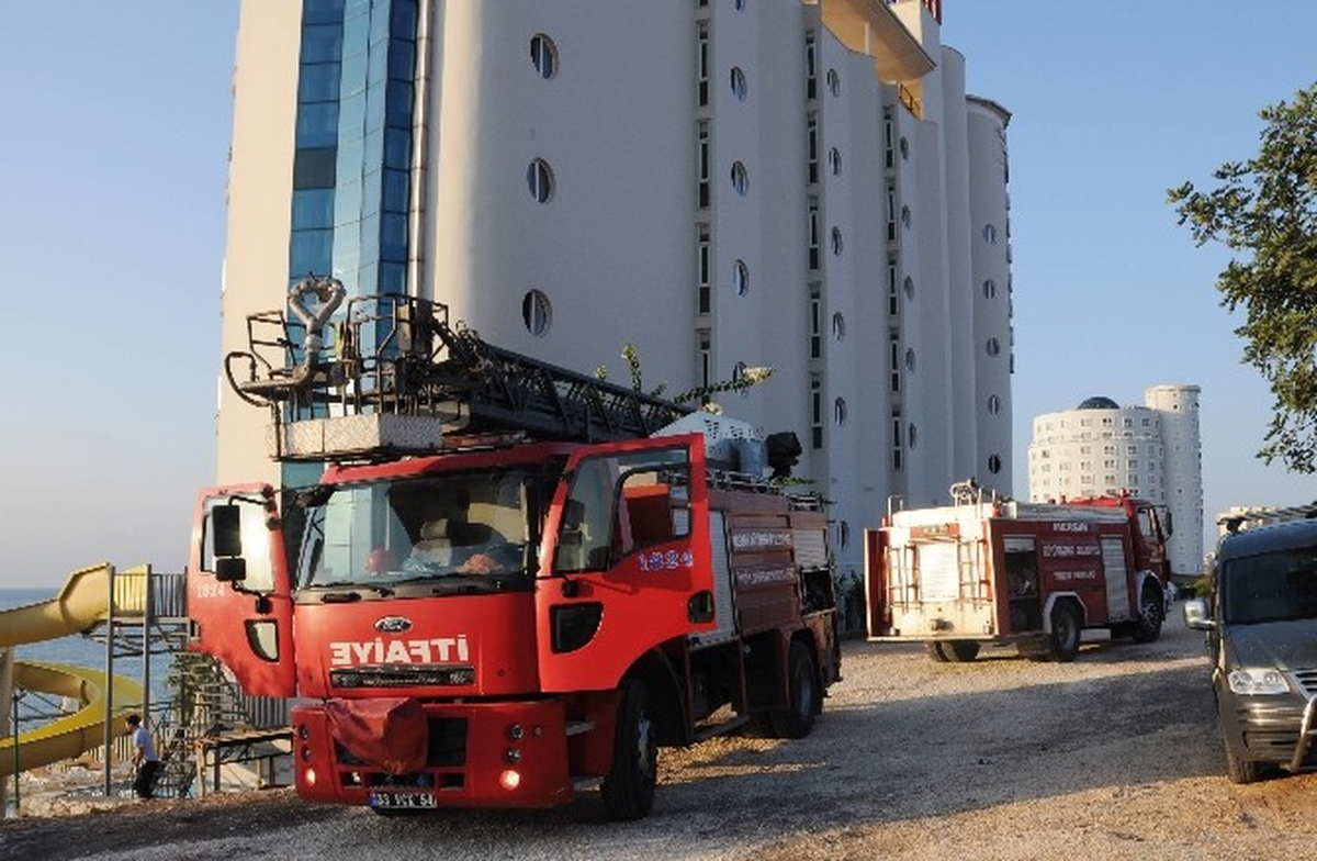 Turistik Otelde Yangın Paniği