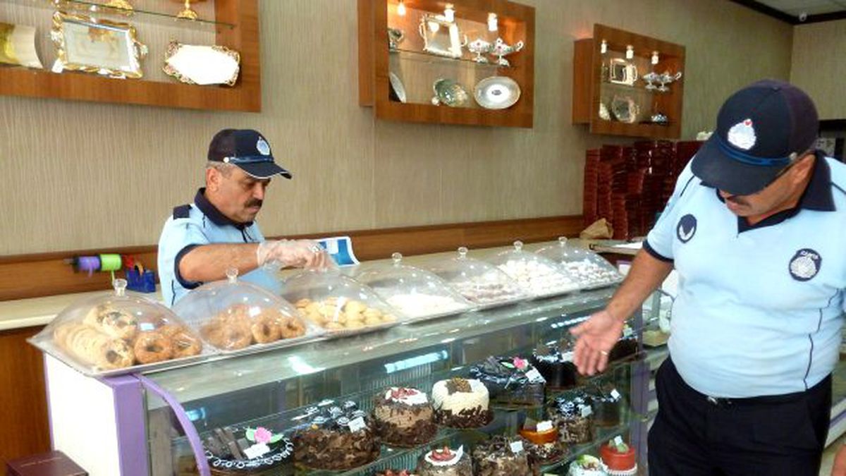 Urla Zabıtasından Bayram Denetimi