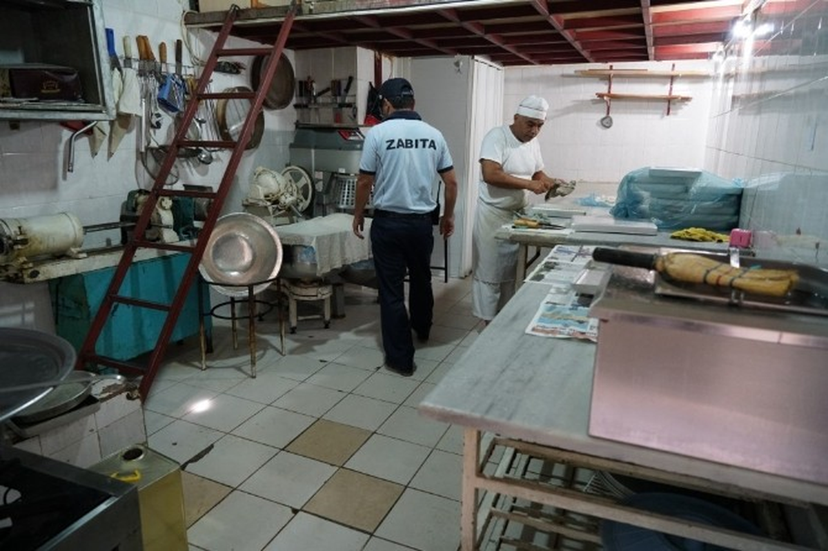Zabıta Ekiplerinden Pastahane ve Tatlı Salonlarına Bayram Denetimi