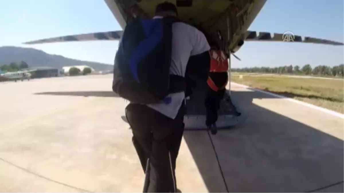 44. Türkiye P?raşüt Şampiyonası - Havadan Atlama Görüntüleri