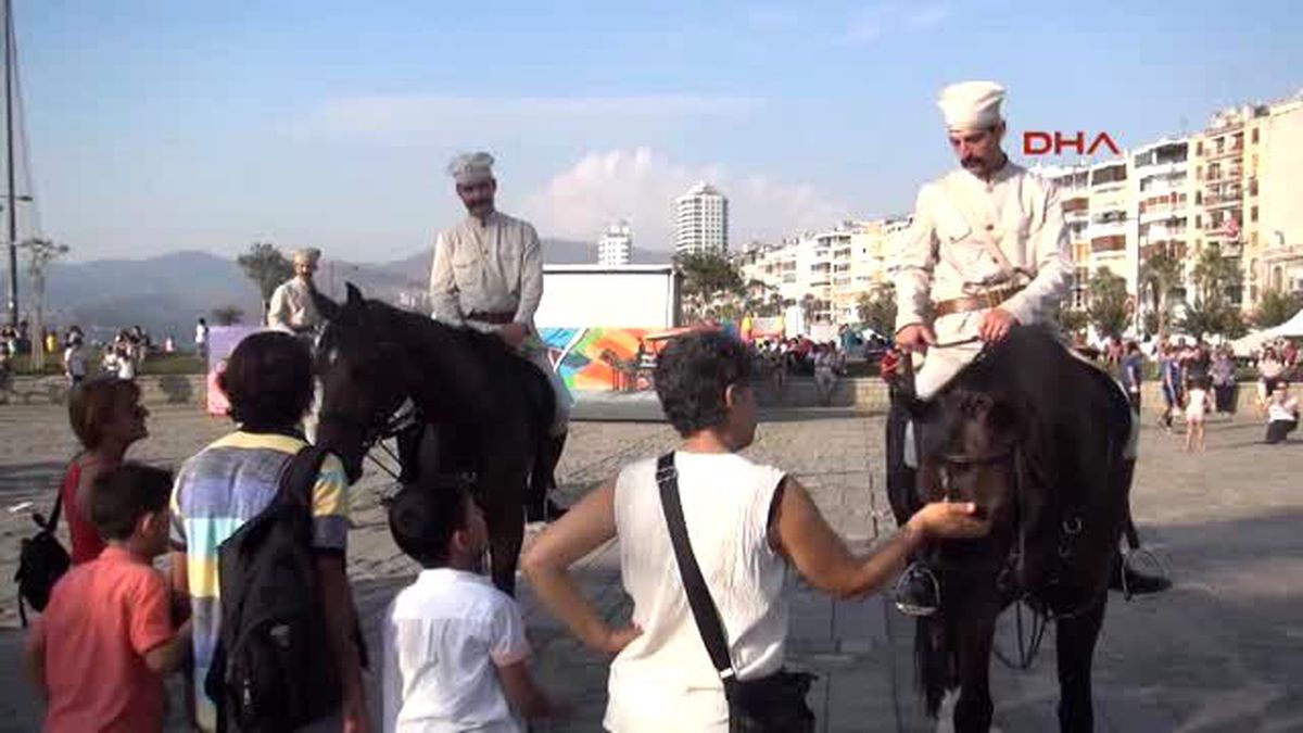 Atlı Süvariler, Büyük İlgi Gördü
