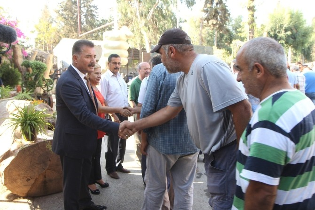Başkan Tuna, Belediye Çalışanlarıyla Bayramlaştı