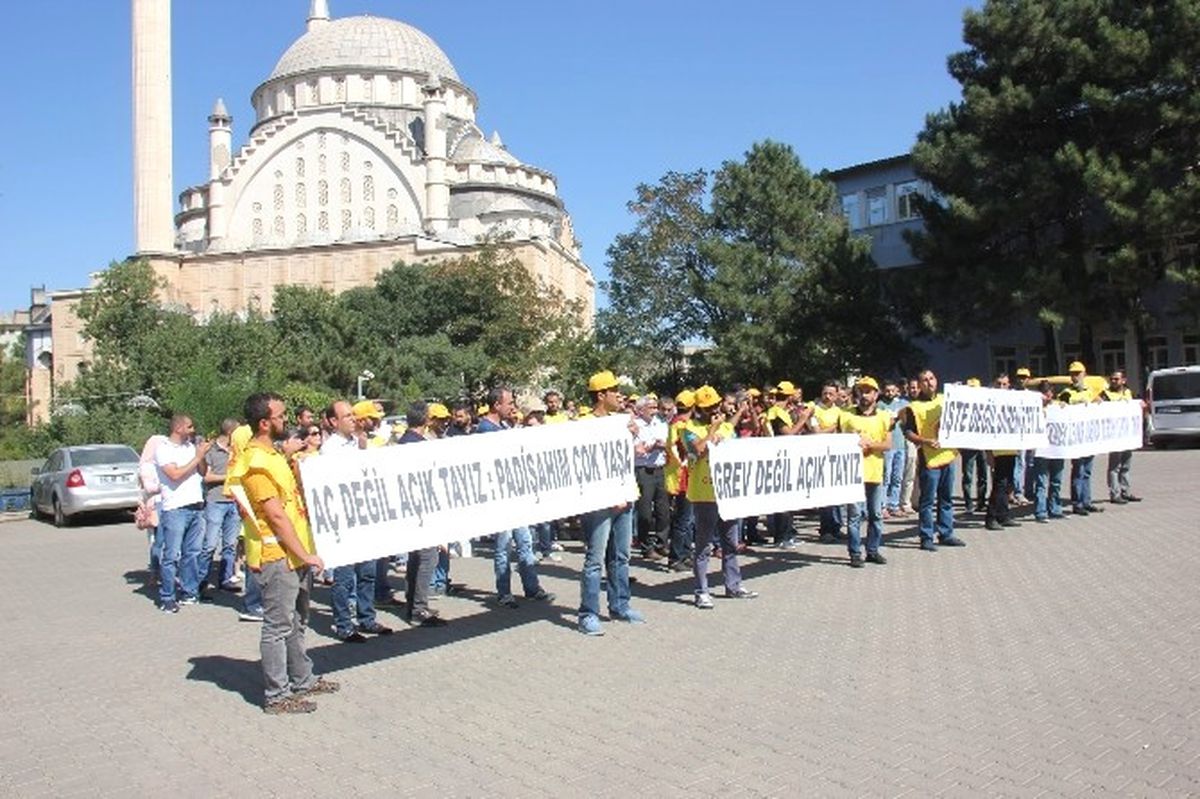 Bingöl\'de Açığa Alınan Öğretmenler Eylem Yaptı