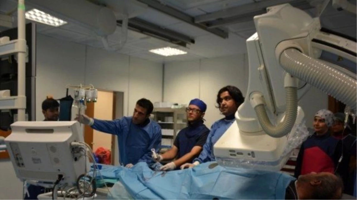 Bitlis-Tatvan Devlet Hastanesi\'nde Anjiyo Ameliyatı Yapıldı