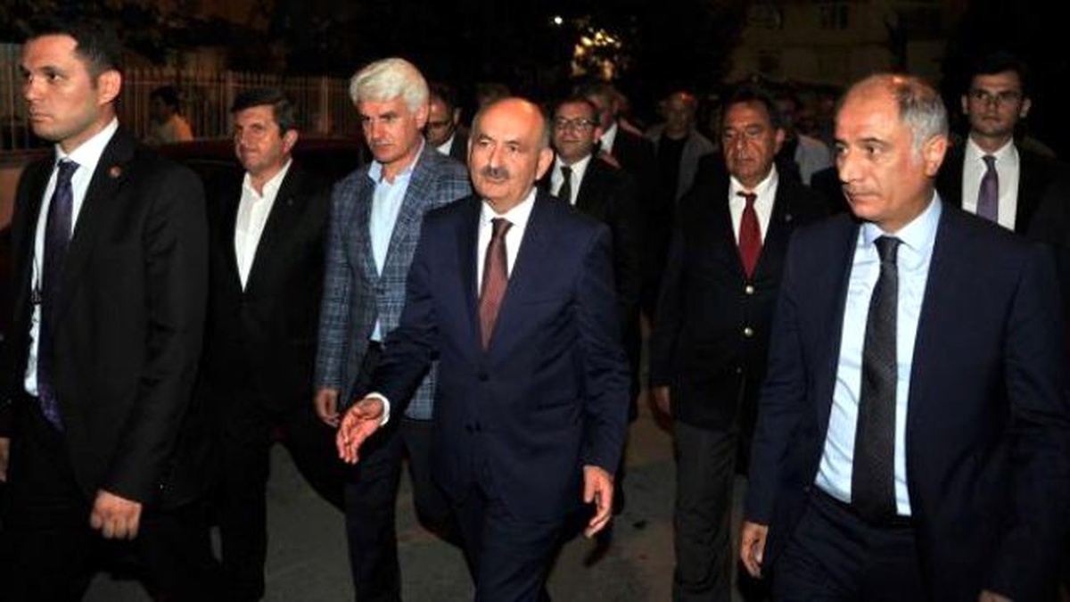 Çalışma ve Sosyal Güvenlik Bakanı Müezzinoğlu, Bursa\'da