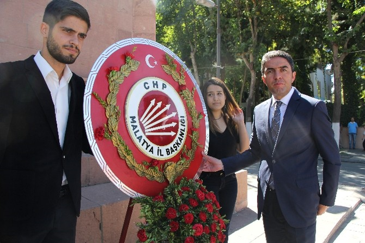 CHP\'nin Kuruluşunun 93. Yıl Dönümü Malatya da Kutlandı