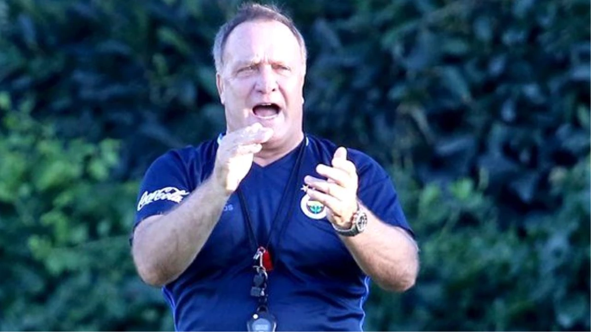 Dick Advocaat, Fernandao ve Aatıf'i Kafasından Sildi