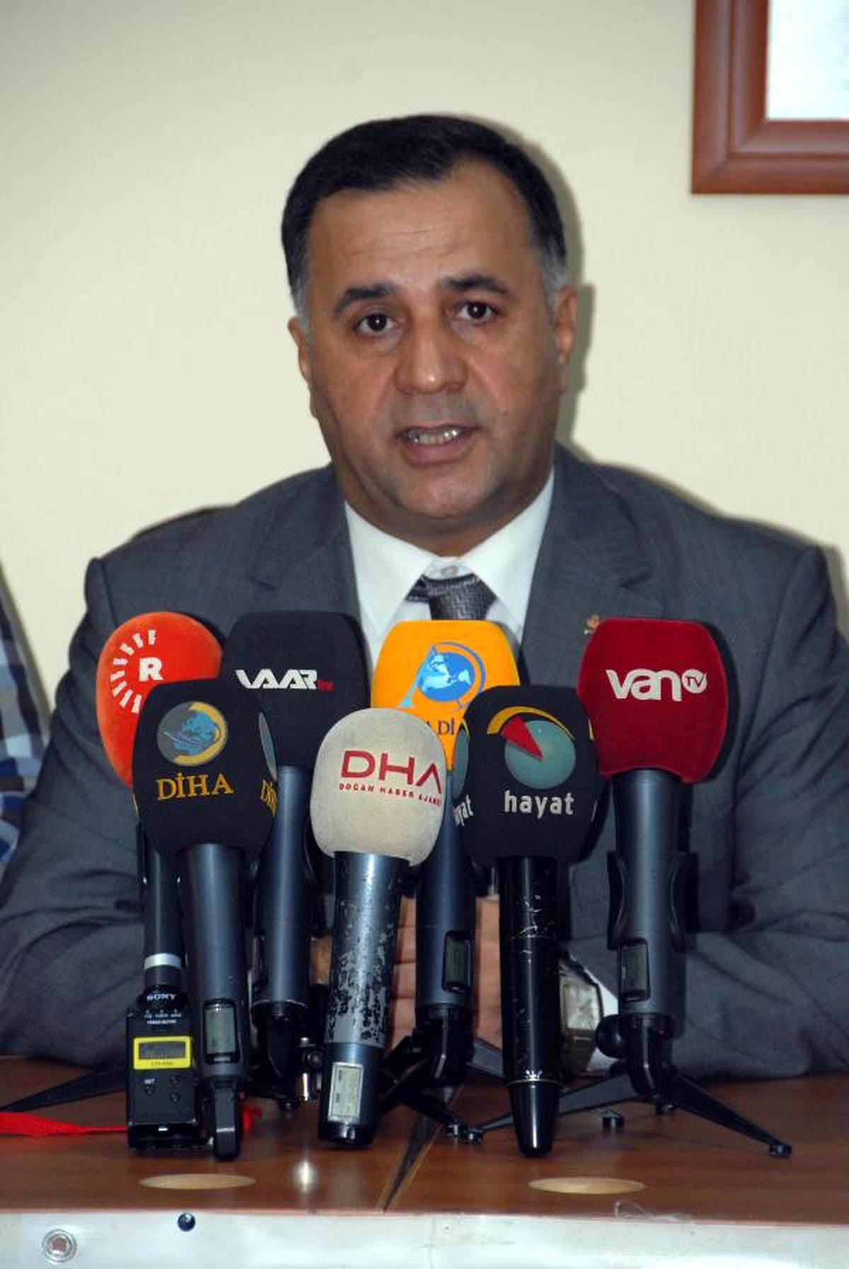 Diyarbakır\'da Öğretmenlerin Protestosunda Olaylar Çıktı (3)