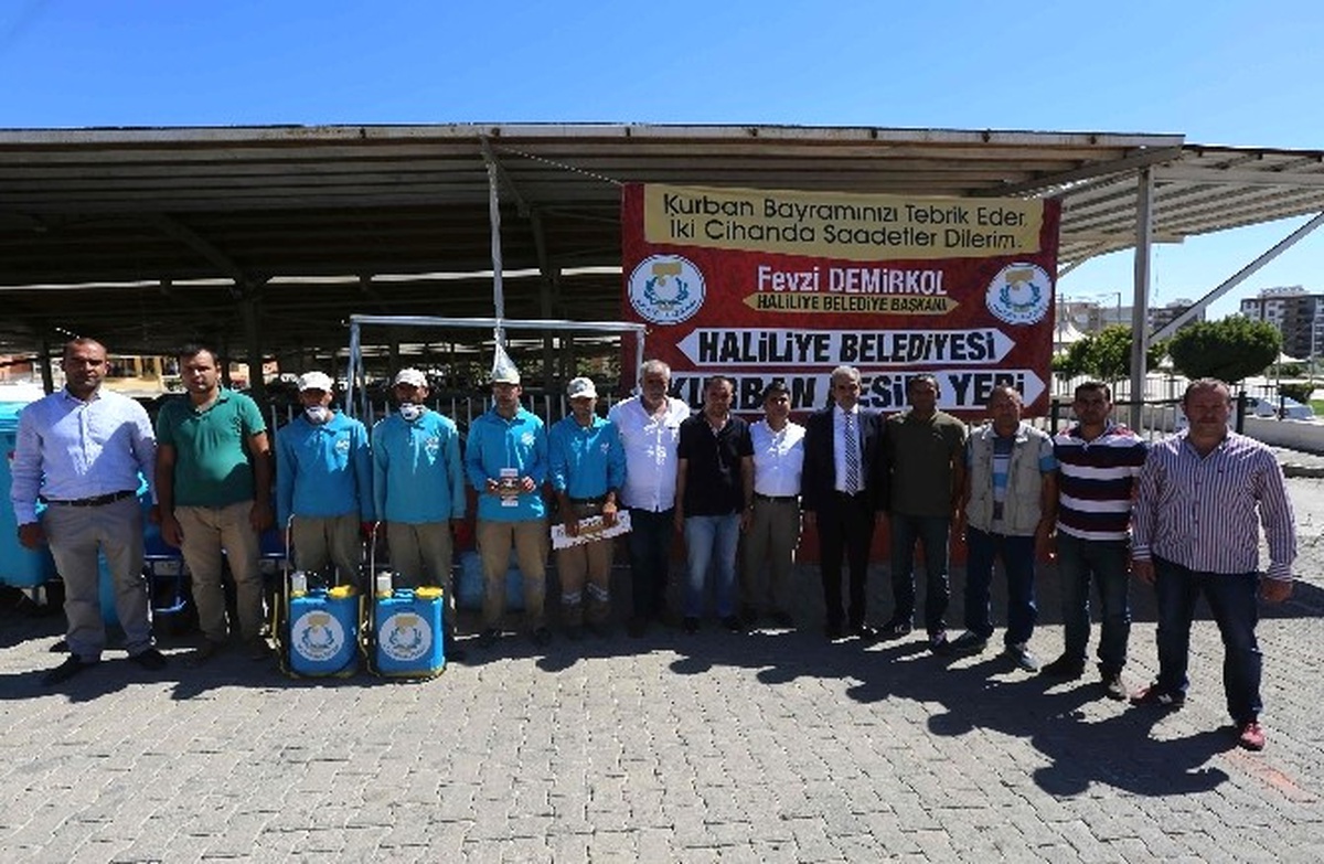 Haliliye\'de Kurban Bayramı Hazırlıkları Sürüyor