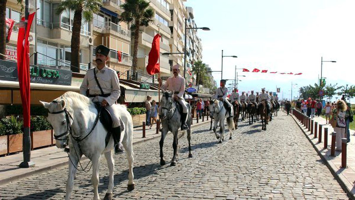 İzmir\'in Kurtuluşunun 94. Yıl Dönümü