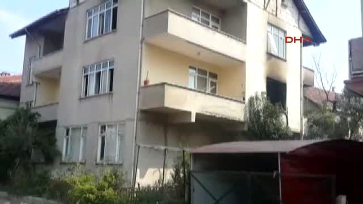 Kocaeli Yangına Uykularında Yakalandılar 1 Ölü, 2 Yaralı