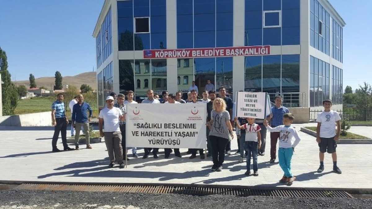 Köprüköy\'de Halk Sağlığı Yürüyüşü Düzenlendi