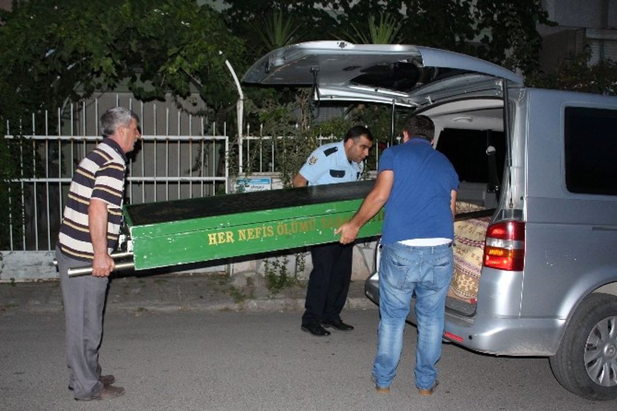 Nazilli\'de Sümerbank Emeklisi İşçi İntihar Etti