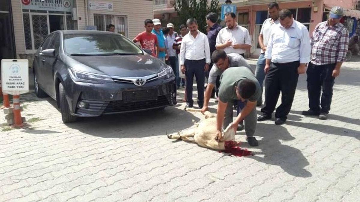 Pazarlar Belediyesi\'ne Yeni Makam Aracı
