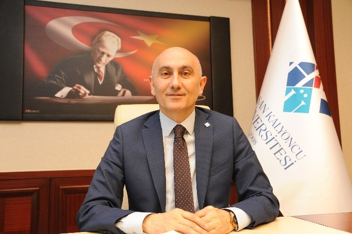 Rektör Yılmaz\'dan Bayram Mesajı
