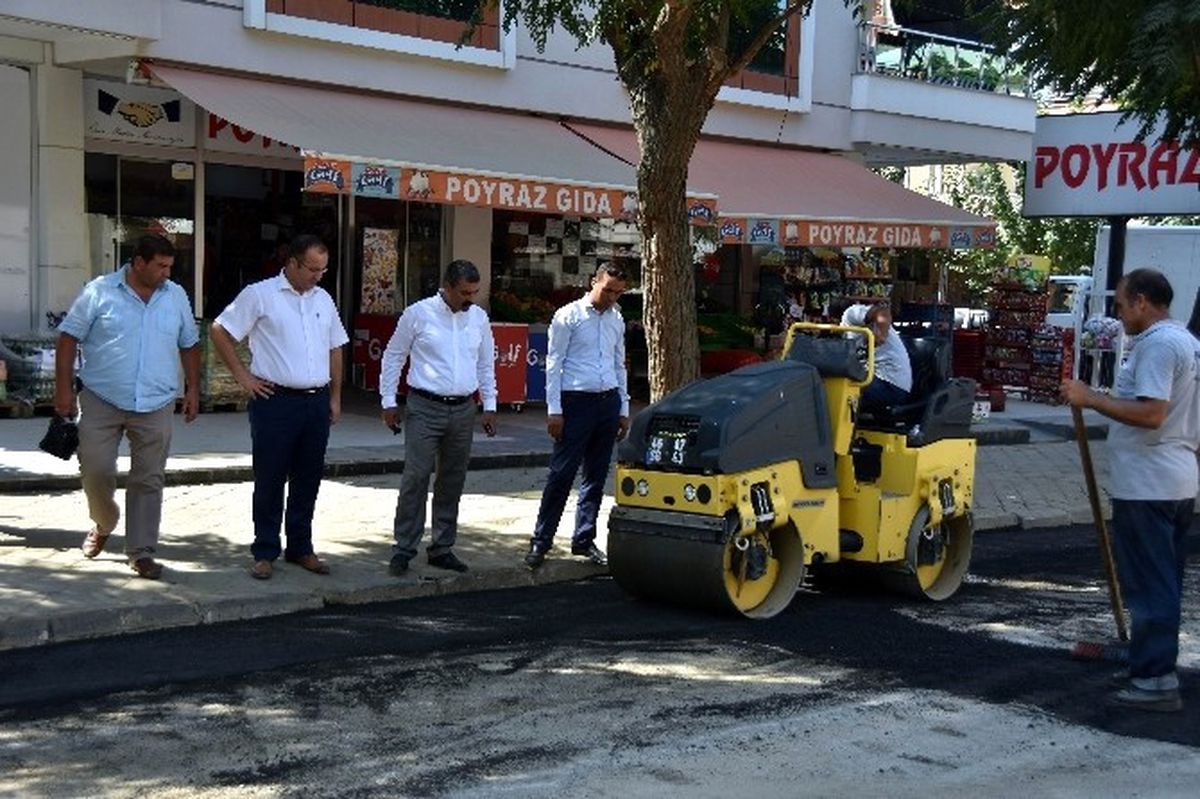 Salihli\'de Şüheda ve Avar Caddeleri Asfaltlanıyor