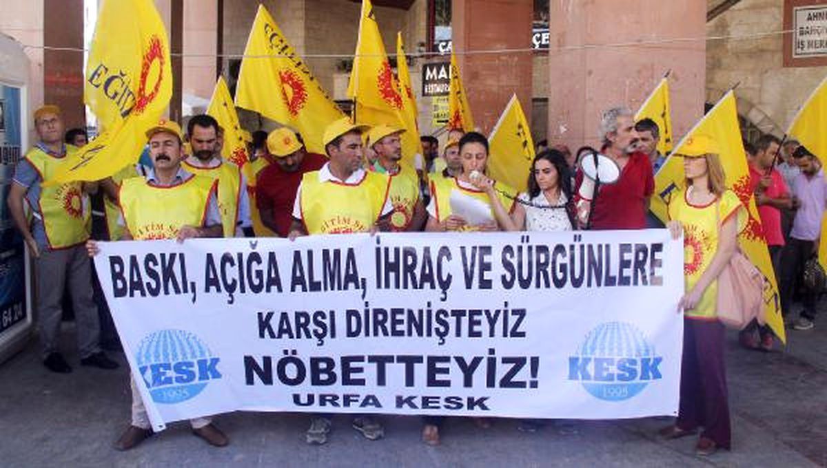 Şanlıurfa\'da 462 Öğretmenin Açığa Alınması Protesto Edildi