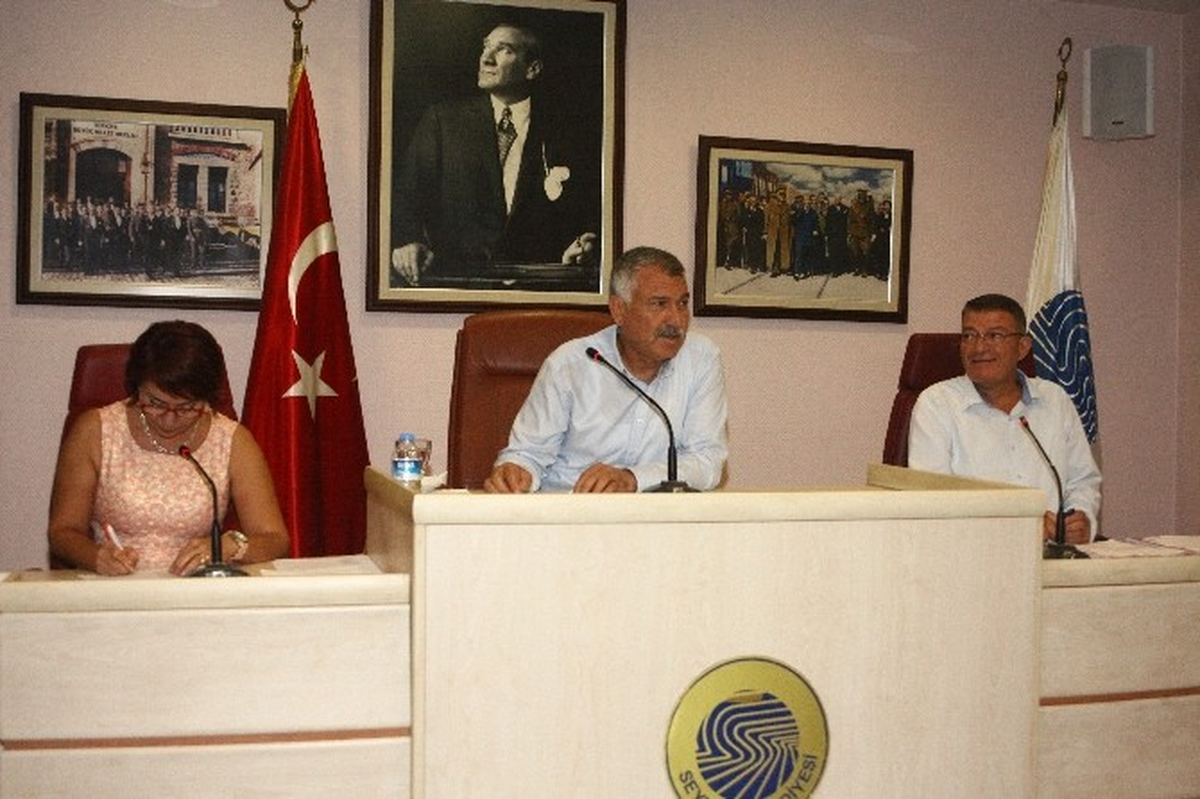 Seyhan\'da Yeni Yapılan Binalarda Yer Altı Çöp Konteyneri Zorunluluğu