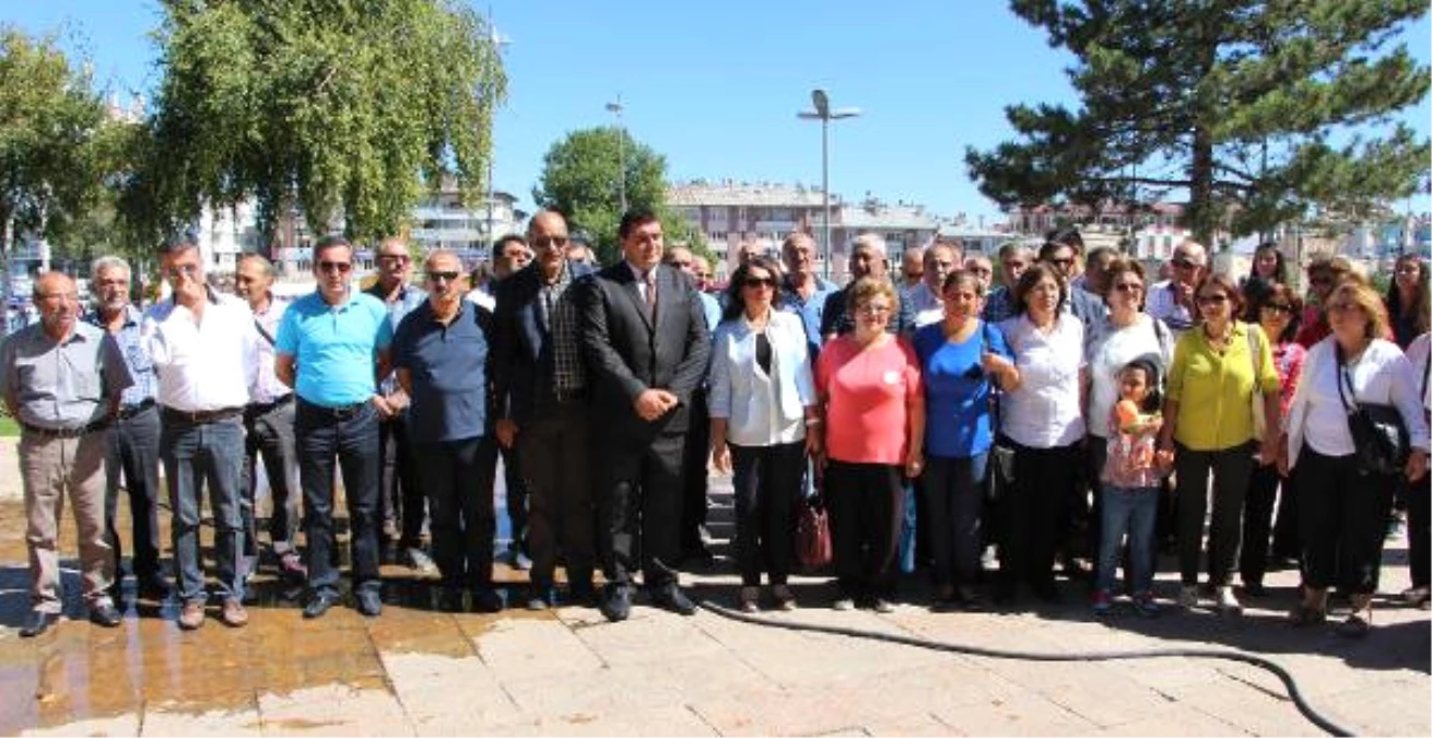 Sivas\'ta CHP\'liler 93\'üncü Yılı Kutladı