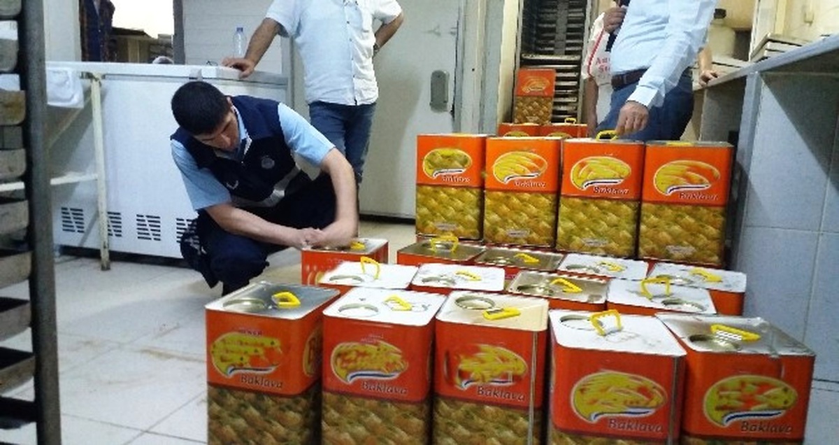 Tarihi Geçmiş Yağlarla Baklava Üretimine Zabıta "Dur" Dedi