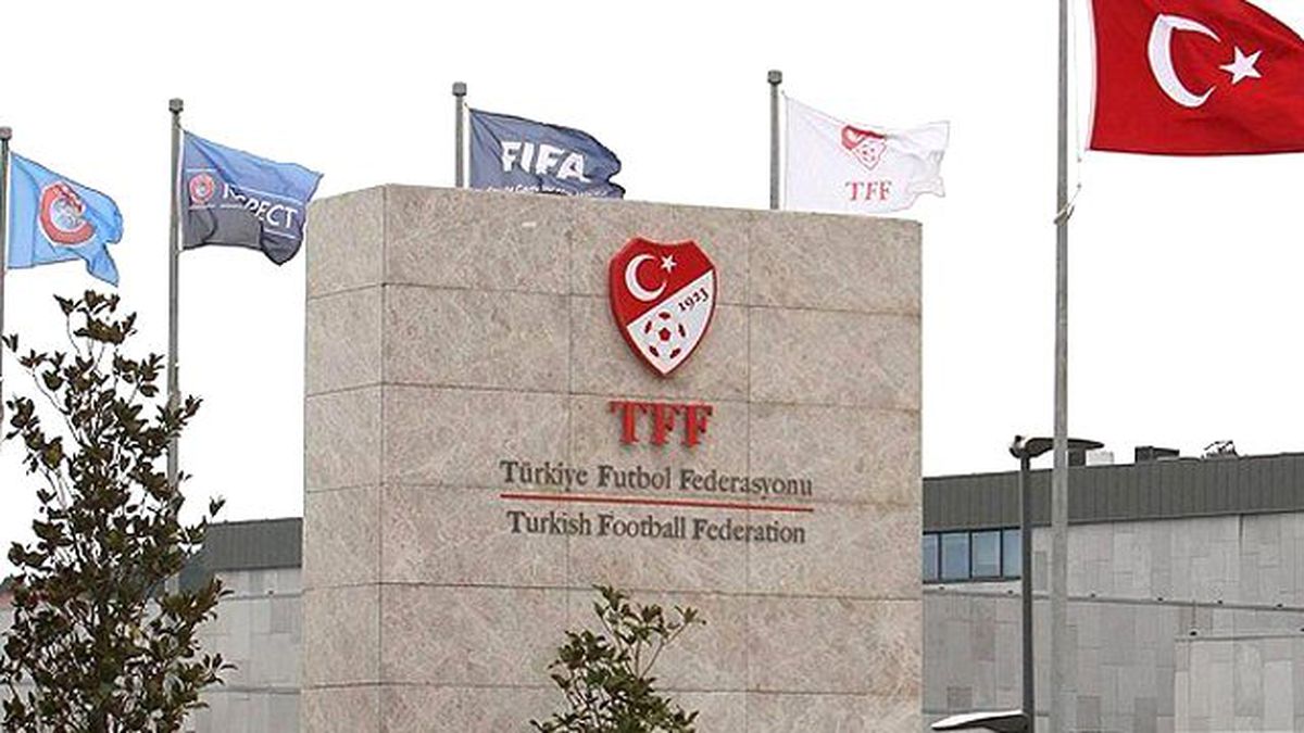 Turkcell, Süper Lig İhalesine Girmeye Hazırlanıyor