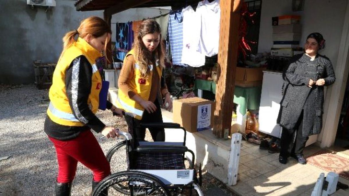 Babaeski Belediyesinden Tekerlekli Sandalye Yardımı
