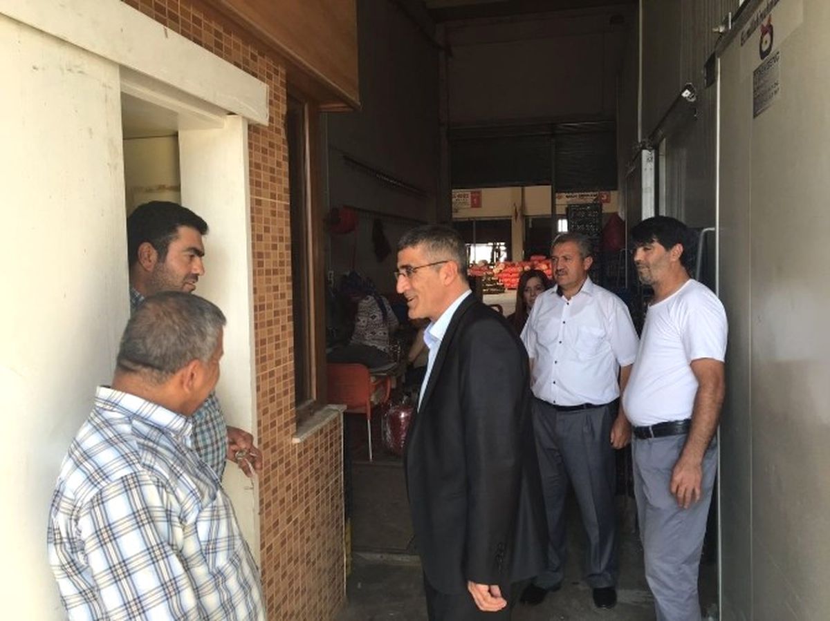 Büyükşehir Hal Esnafıyla Bayramlaştı