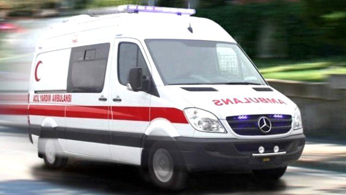 Diyarbakır\'da Trafik Kazası: 3 Yaralı
