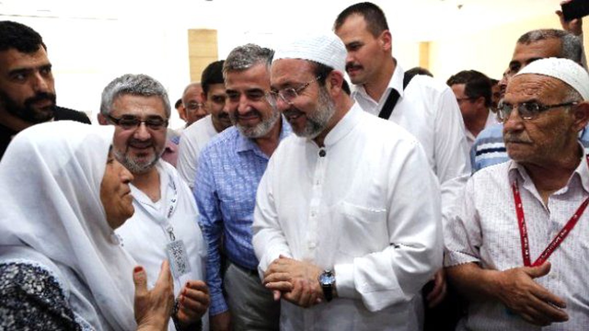 Görmez, 15 Temmuz Şehitlerinin Yakınlarıyla Görüştü