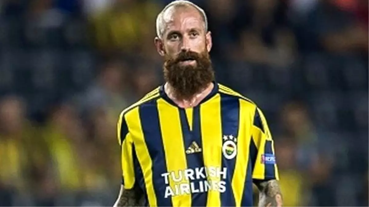 Lassana Diarra Giderse Yerine Raul Meireles Geçecek