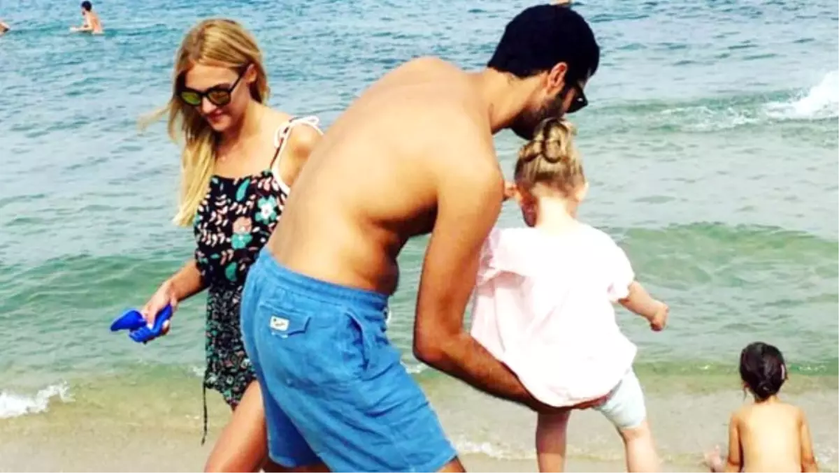 Meryem Uzerli, Kızı ve Sevgilisiyle Bodrum\'da Tatilde