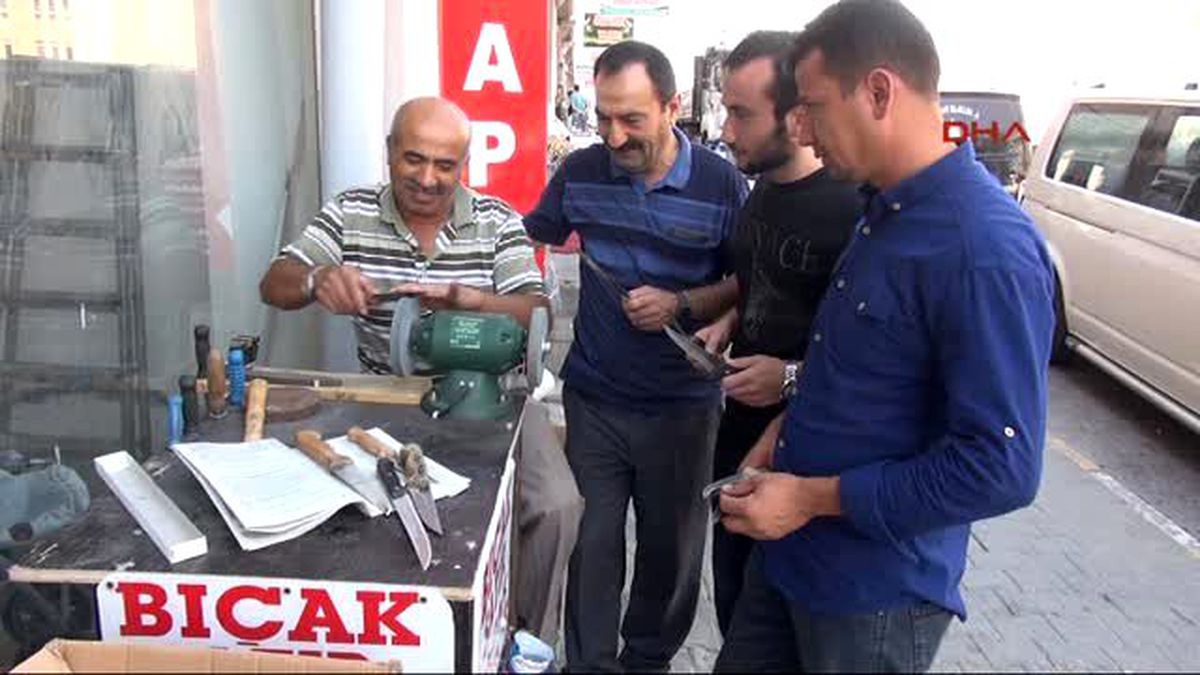 Nevşehir Bayram Öncesi Bıçaklar Bileniyor