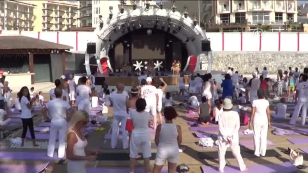 Uluslararası Yoga ve Dans Festivali Düzenledi