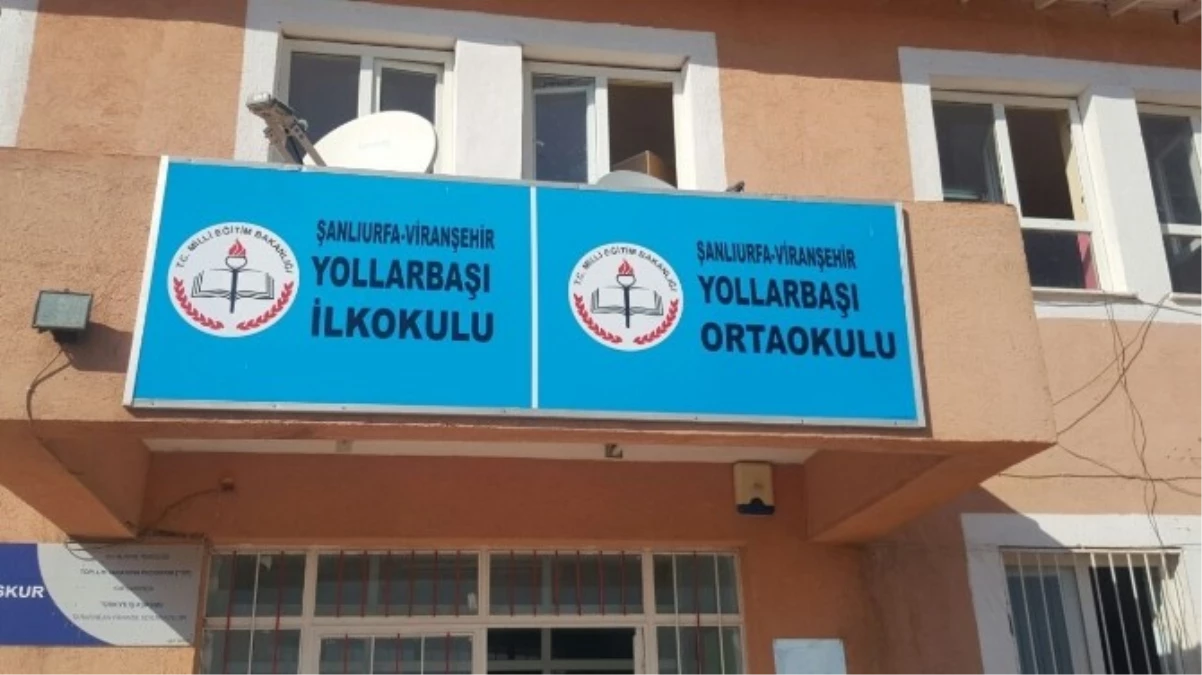 Viranşehir\' de Fedakar Öğretmenler Öğrencileri İçin Kolları Sıvadı