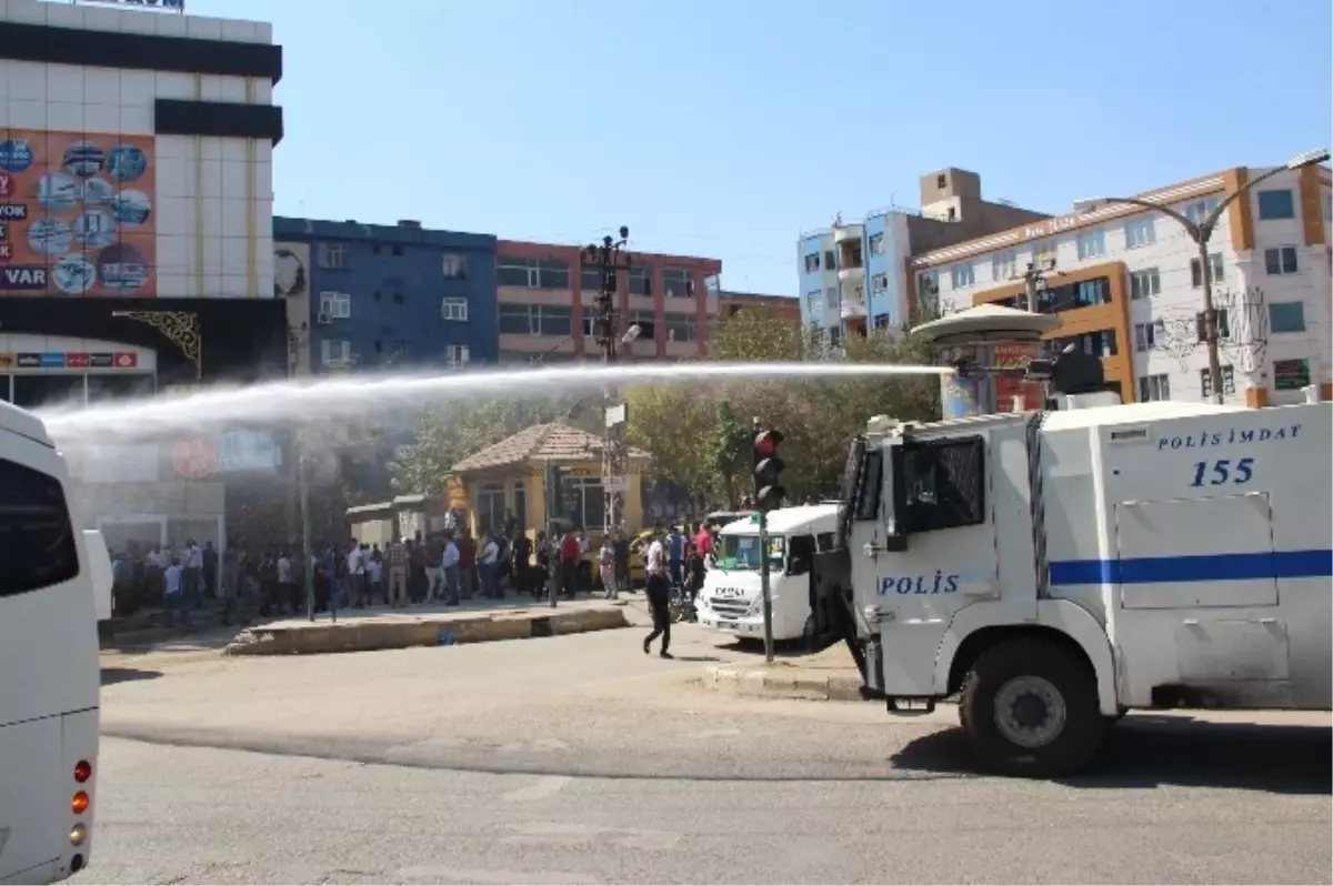 Batman\'da Kayyum Atamasını Protesto Eden Gruba Müdahale