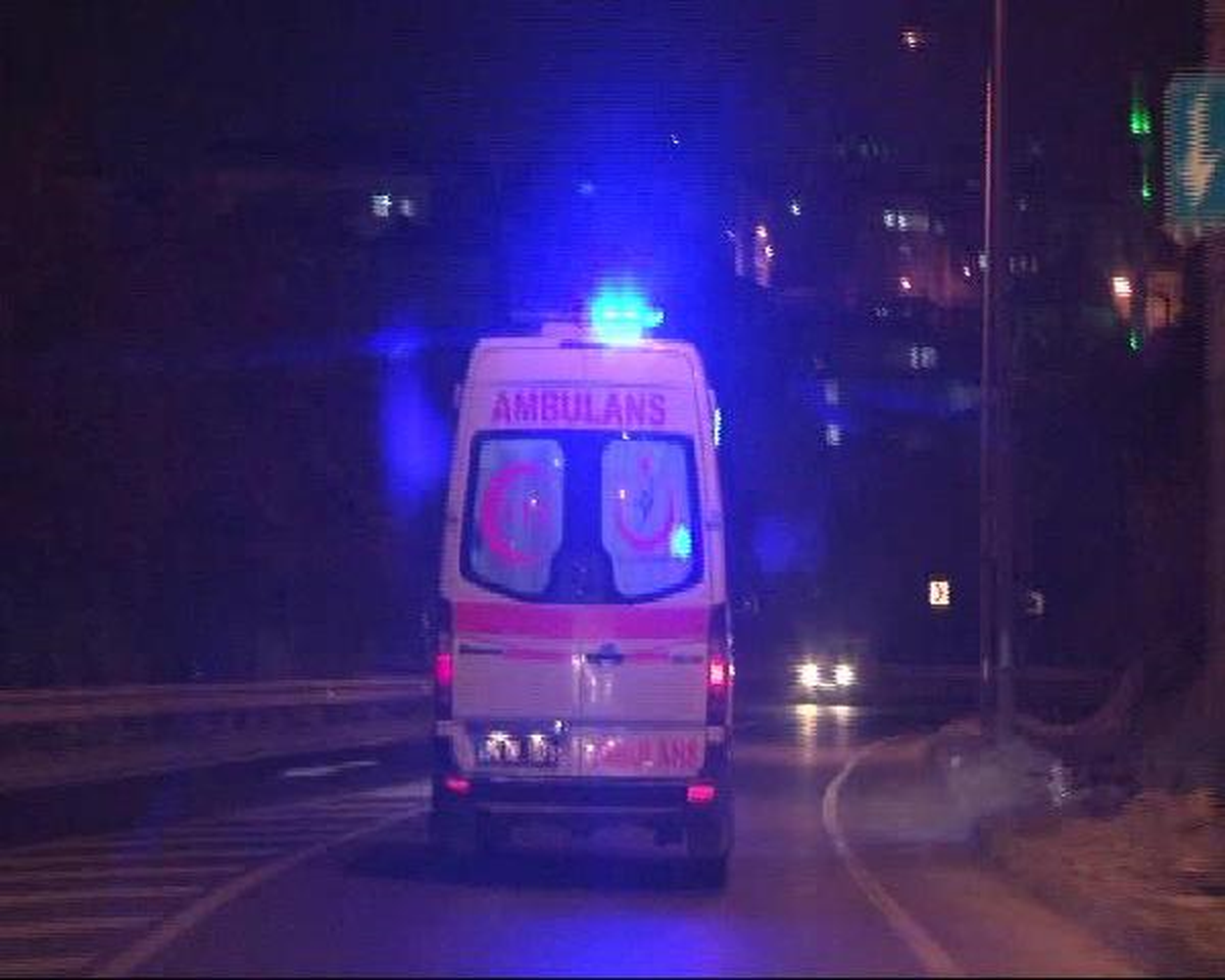 Beyoğlu\'nda Restorana Ateş Açıldı: 1\'i Ağır, 2 Yaralı