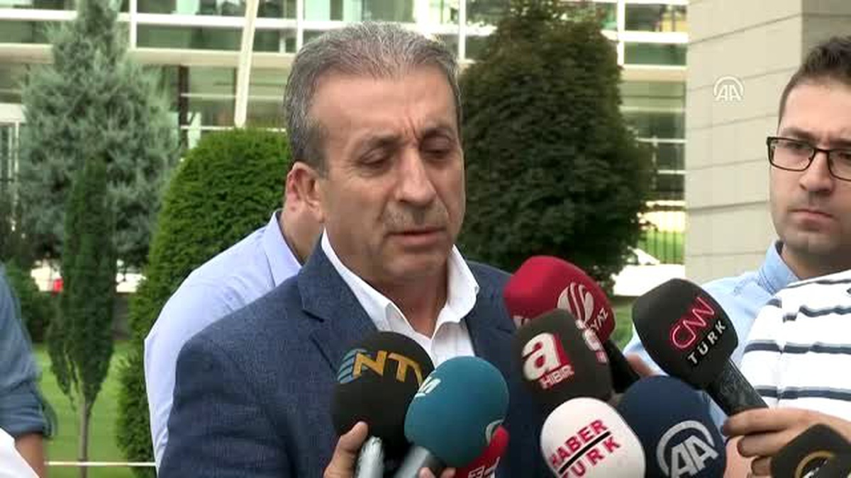 AK Parti Genel Başkan Yardımcısı Eker Diyarbakır\'da