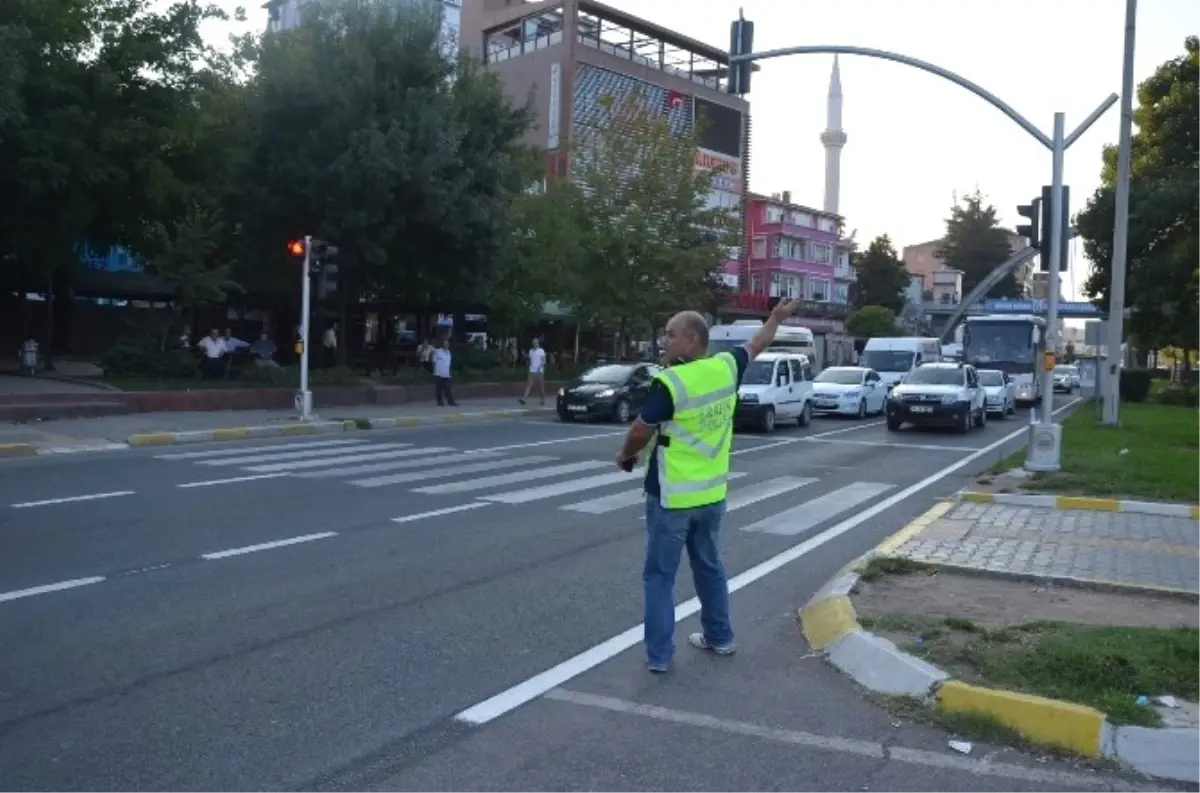 Fatsa\'da Bayram Trafiği Yoğunluğu