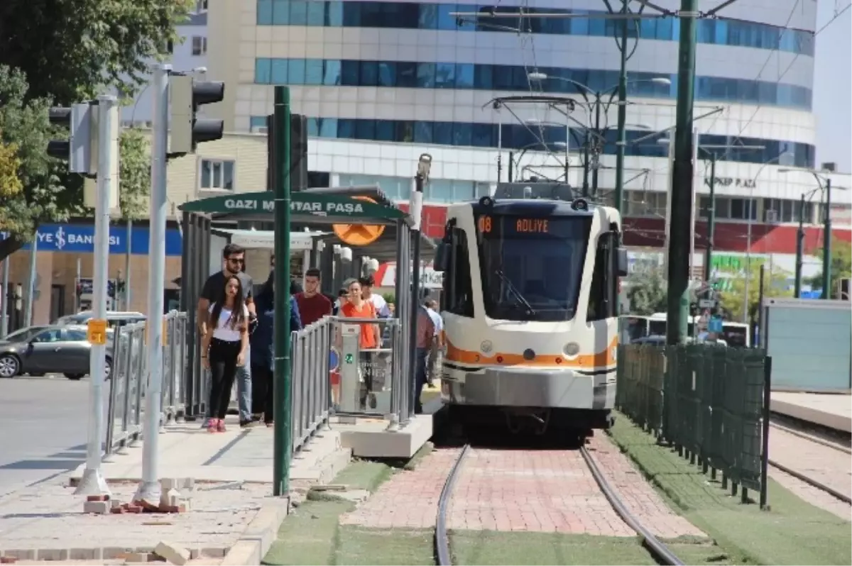 Gaziantep\'te Çifte Tramvay Sevinci